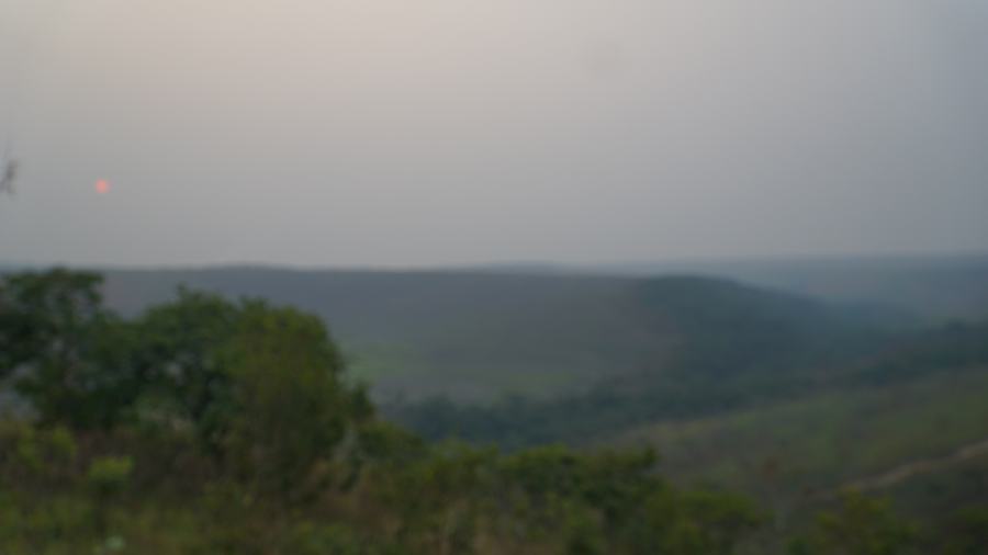 La vallée au crépuscule